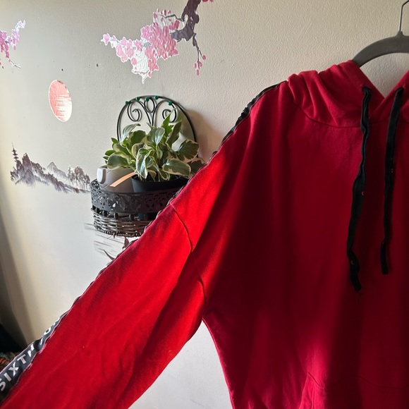 Red Hoodie - Picture 1 of 6